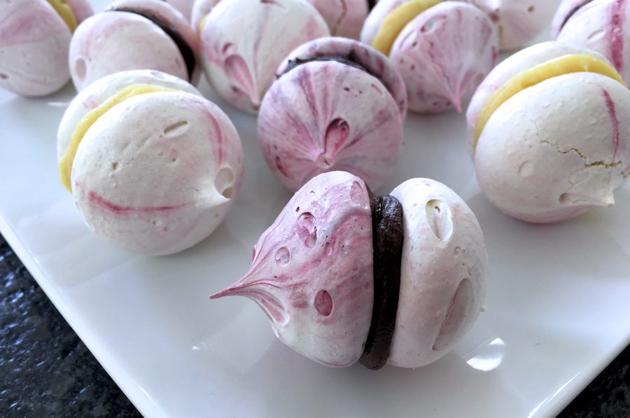 Meringue Kisses With Chocolate Filling Recipe Cuisine Fiend
